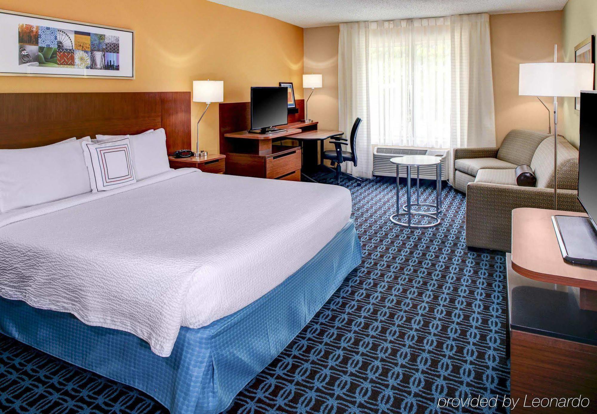 Fairfield Inn & Suites By Marriott Atlanta Alpharetta Exterior photo